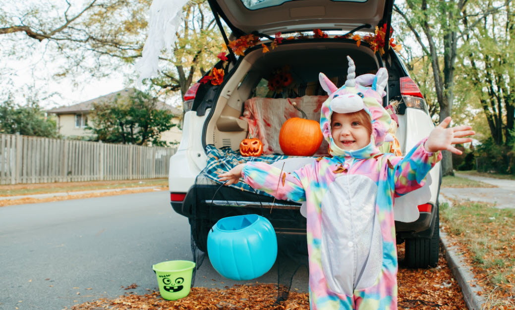 Center Street Trick or Treat event photo